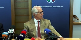 L'annuncio di Malagò sorprende i giornalisti: "Il Foggia è in Serie C"