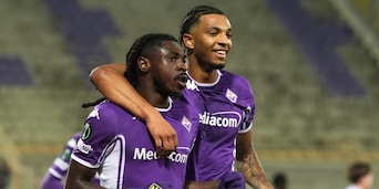 Kean e Gudmundsson gol: la Fiorentina torna a vincere, primo successo per Vanoli! Dynamo Kiev ko