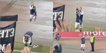 Tutta l'emozione di Bernardeschi: il gesto sotto la curva dei tifosi Juve