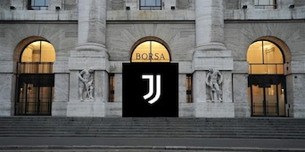 Juve in Borsa, l'offerta di Tehter fa volare il titolo: sospesa per eccesso di rialzo