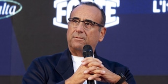 La crisi Fiorentina con vista su Sanremo, Carlo Conti: “Silenzio stampa. Spero che…”