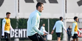 Spalletti perde un difensore e ritrova Milik: i convocati Juve per la Roma