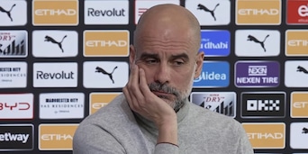 "Il mondo crolla, noi pensiamo alle arti oscure": Guardiola netto in conferenza