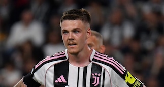 Juve a lavoro, come sta Holm: le condizioni dell'esterno verso la sfida col Milan