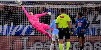 La Lazio vola in finale di Coppa Italia grazie ai miracoli di Motta: la sfida con l'Atalanta per immagini