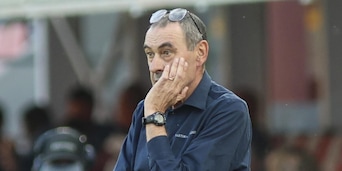 Sarri attacca l’ex Inter Butti che fa i calendari: “Derby alle 12.30, volevo vedere se era Inter-Milan”