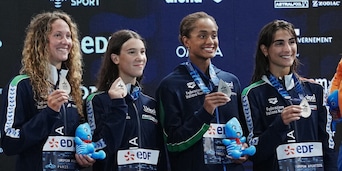 Giornata storica: Curtis record del mondo, staffetta Italia d'argento, bronzo Ceccon e Pilato