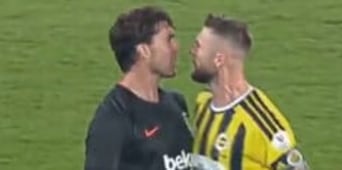 Vlahovic punito, Skriniar no: è Juve-Inter in Turchia ed è sempre la stessa storia
