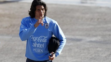 Cavani shock: “Ho valutato l’addio al calcio dopo la positività al Coronavirus”