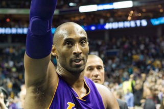 Vanessa Bryant ricorda Kobe: "Auguri amore eterno"