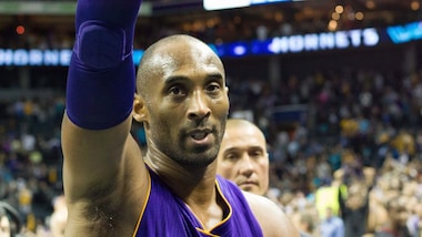 Vanessa Bryant ricorda Kobe: "Auguri amore eterno"