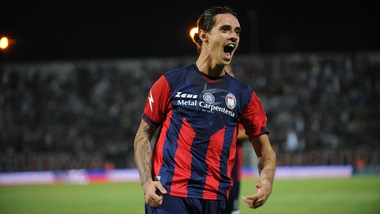 Calciomercato Crotone, Stoian: «Felice per il rinnovo»