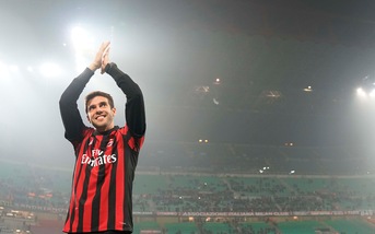 Kakà torna a infiammare San Siro con la maglia del Milan