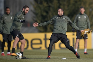 Chiellini: Higuain? Quando arrivò alla Juve diceva "Questo è il paradiso"