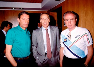 "Il più grande di tutti": il Cagliari celebra Gigi Riva