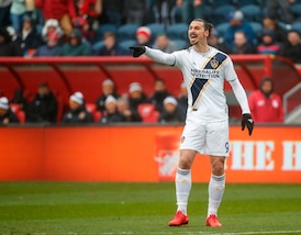 Ibrahimovic, la rabbia ai Los Angeles Galaxy: "Ho 300 milioni sul conto e un'isola..."