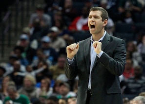 La NBA in campo a Natale: Boston vince a Toronto, Brown show