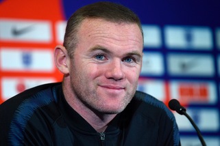 Rooney: «Tifo Manchester City. Non sopporterei la vittoria del Liverpool»
