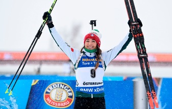 Biathlon, storico trionfo di Dorothea Wierer in Coppa del Mondo