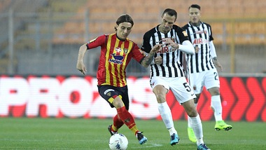 Serie B Ascoli, i bianconeri si scusano con i tifosi