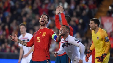 Euro 2020: buona la prima per Bosnia e Grecia. Spagna ok