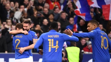 Euro 2020, qualificazioni: Mbappé e Griezmann fanno volare la Francia