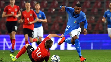 Serie A Sassuolo, distorsione alla caviglia: si ferma Adjapong