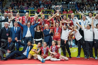 Volley: Cev Cup, Busto fa esplodere il Palayamamay, il trofeo è in bacheca