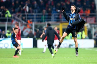 Inter, Politano su Icardi: «Con lui tutto ok, è un giocatore importante»