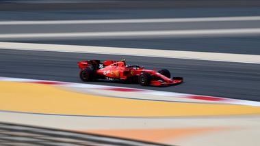 F1, Bahrain: Ferrari sempre davanti, Leclerc precede Vettel