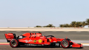F1, griglia di partenza Gp Bahrain: Leclerc super, è in pole!