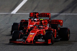 F1, Gp Bahrain: problemi per Leclerc, Hamilton al comando