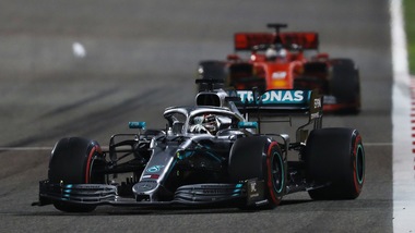 F1, Gp Bahrain: trionfa Hamilton davanti a Bottas e Leclerc
