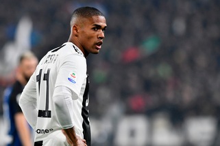 Juve, Douglas Costa piace ad almeno 5 club: c'è anche il Tottenham
