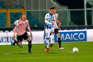 Serie B, Pioggia di gol all'Adriatico: Pescara-Palermo 3-2