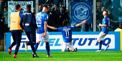 Serie B Brescia-Venezia 2-0. Rondinelle di nuovo sole al comando