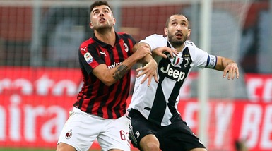 Juventus-Milan non delude: dalla "ciofeca" alla rissa