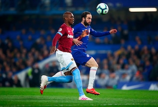 Chelsea, Higuain esce tra gli applausi. Hazard domina la scena