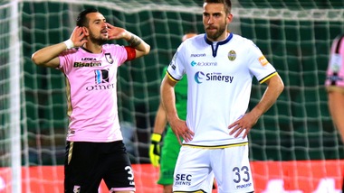 Serie B, al Palermo lo scontro diretto: Nestorovski abbatte il Verona