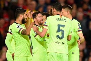 Manchester United-Barcellona 0-1: decide l'autogol di Shaw