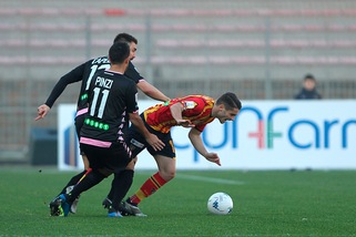 Serie B Padova, intervento al ginocchio sinistro per Capelli