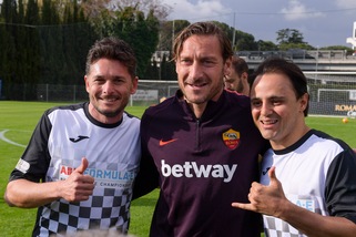 Roma, Totti: «Champions? Spero la Juve superi il turno»