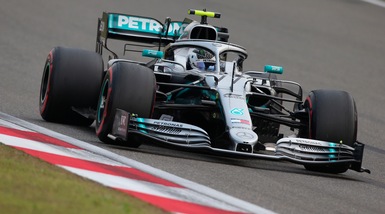 F1, Gp Cina: Bottas primo sulla griglia di partenza