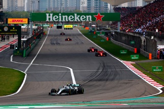 F1 Gp Cina: doppietta Mercedes, Vettel terzo al traguardo