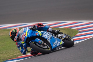 MotoGp Suzuki, Rins: «Rossi è il mio idolo, è incredibile»