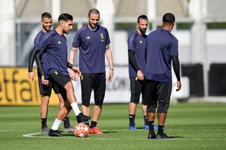 Juve, Chiellini non si è allenato nella rifinitura alla vigilia dell'Ajax