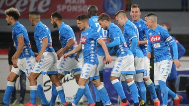 Serie A Napoli, Gigi D'Alessio: «Juve? Per batterla dovremmo comprare anche il guardalinee!»