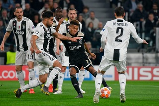 Juve, -19% in borsa. Vola l'Ajax: +10%
