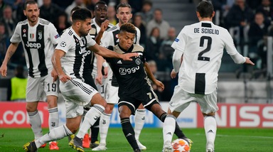 Juve, -19% in borsa. Vola l'Ajax: +10%