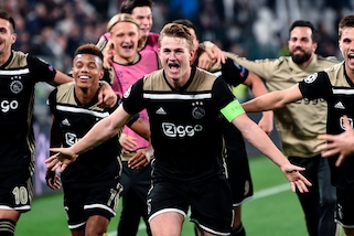 Questo grande Ajax: è un'altra straordinaria rivoluzione del calcio